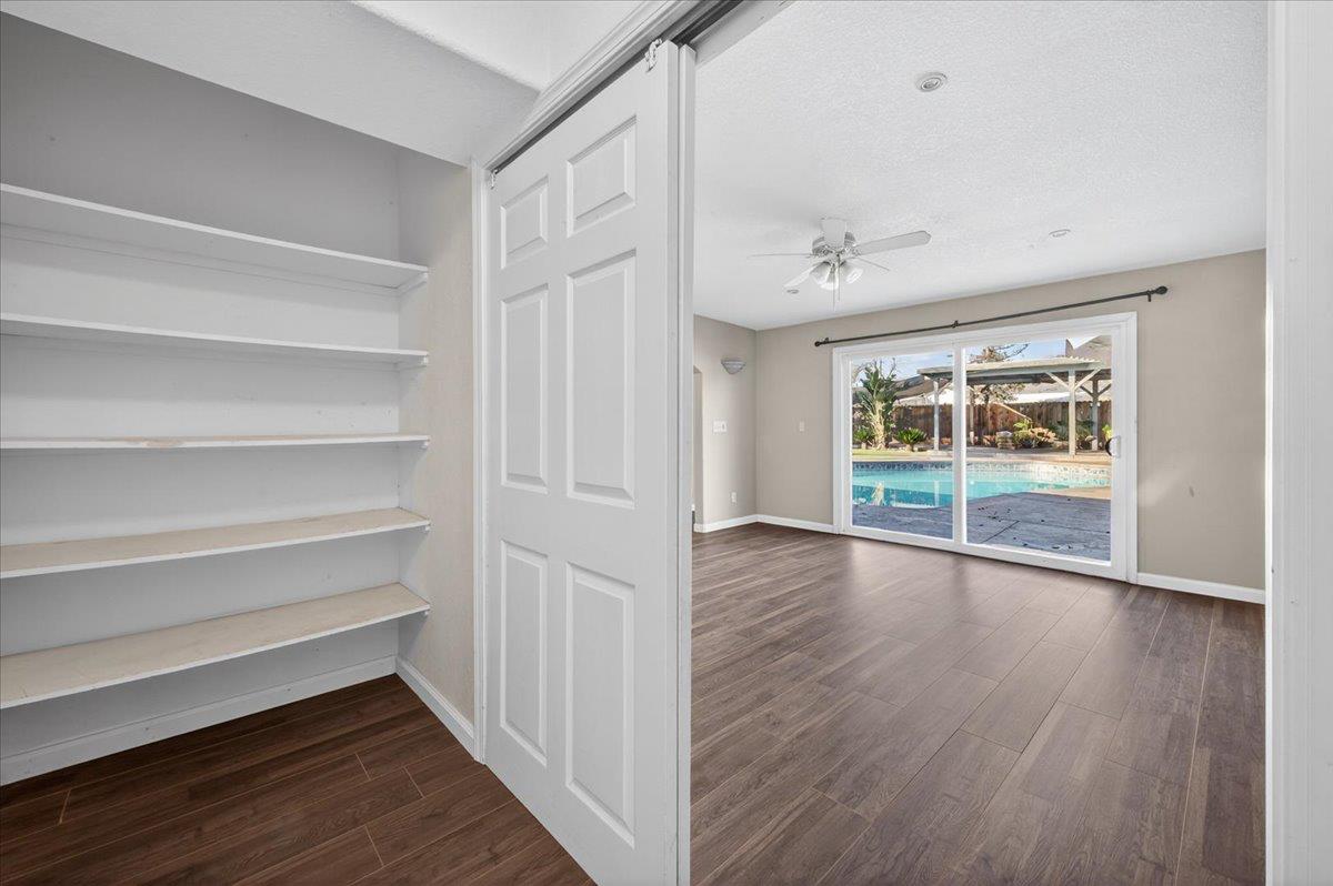 1524 W Fountain Way, Fresno, CA 93705