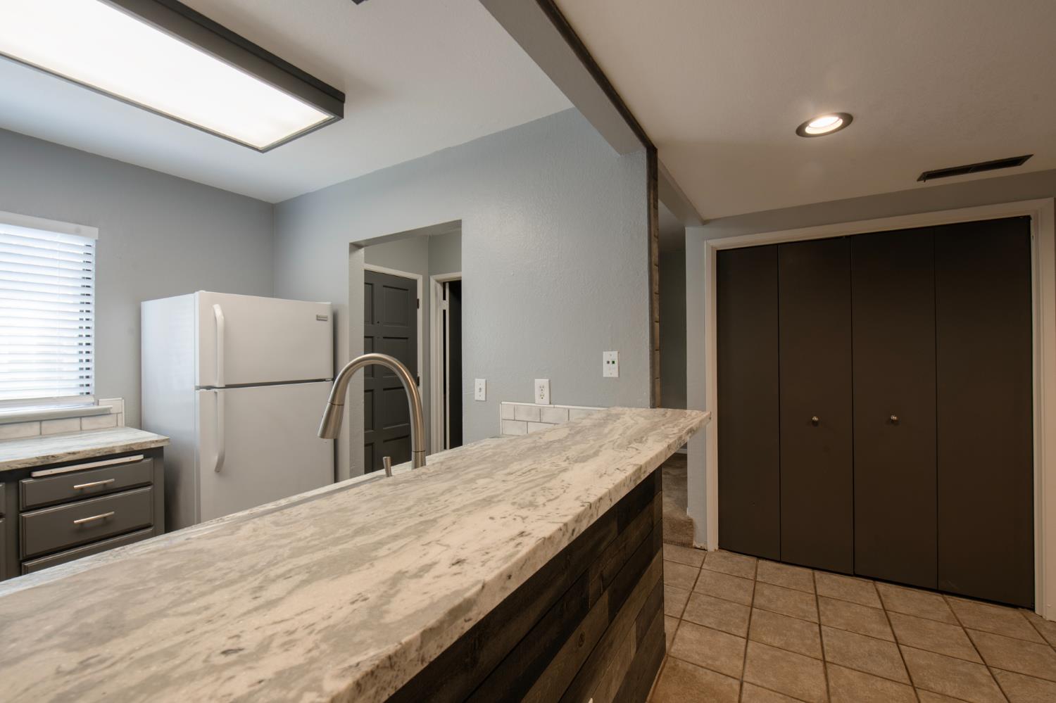 4875 N Backer Ave #141, Fresno, CA 93726