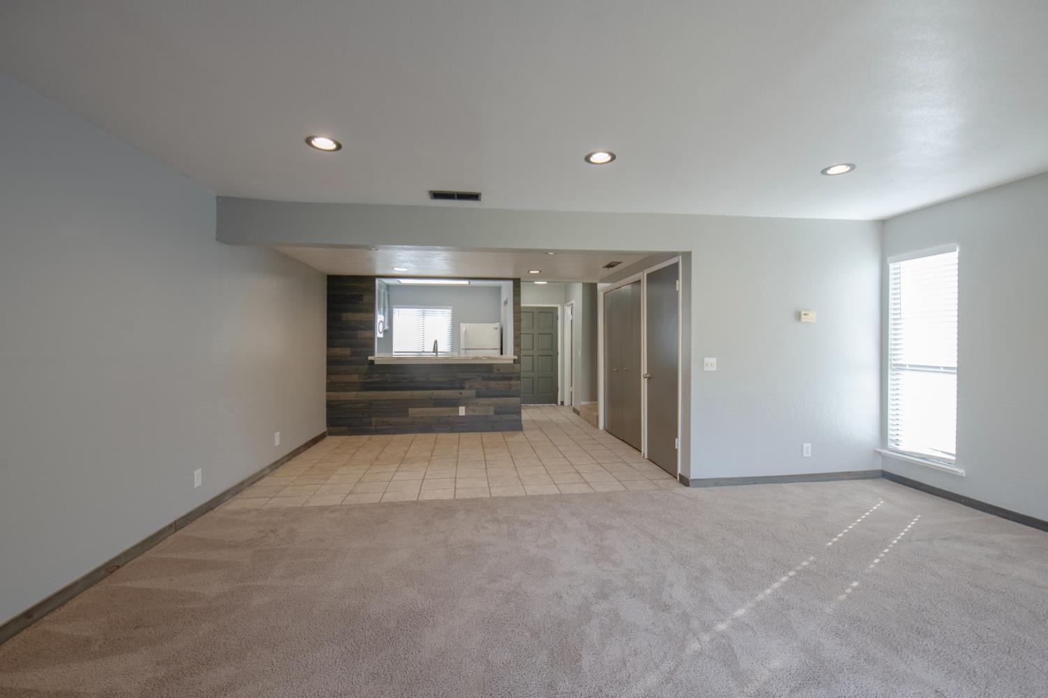 4875 N Backer Ave #141, Fresno, CA 93726