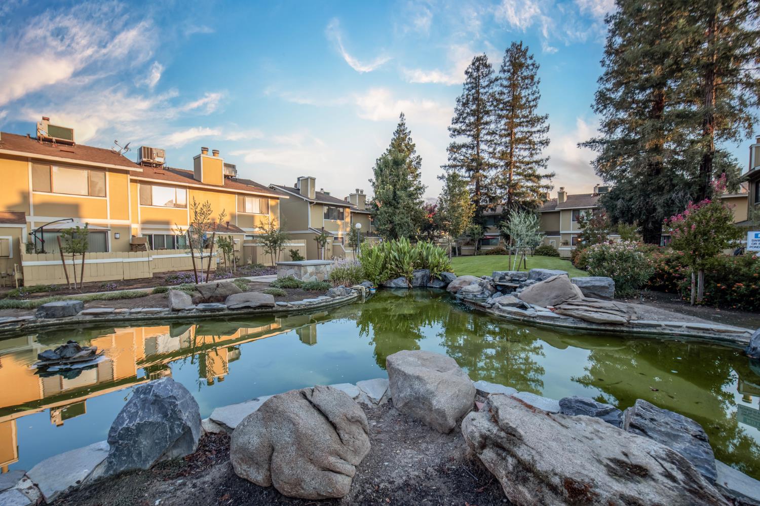 4875 N Backer Ave #141, Fresno, CA 93726