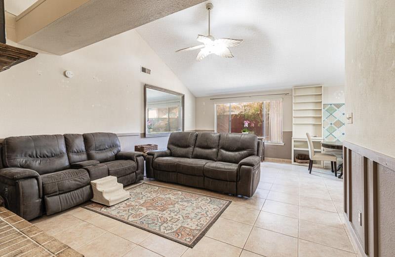 6549 N Cornelia Ave, Fresno, CA 93722