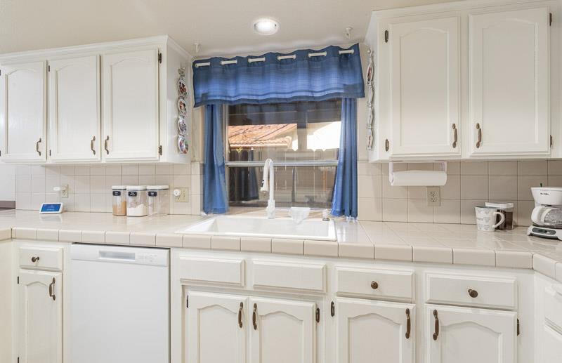 6549 N Cornelia Ave, Fresno, CA 93722