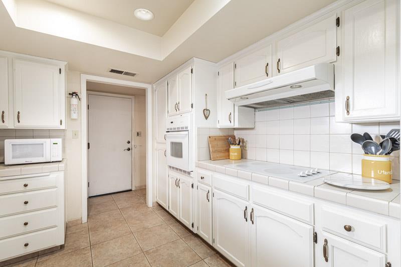 6549 N Cornelia Ave, Fresno, CA 93722