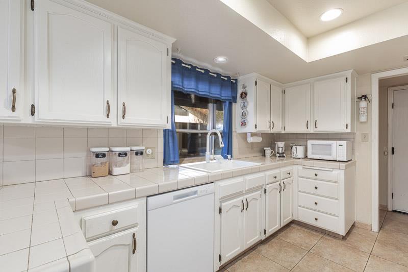 6549 N Cornelia Ave, Fresno, CA 93722