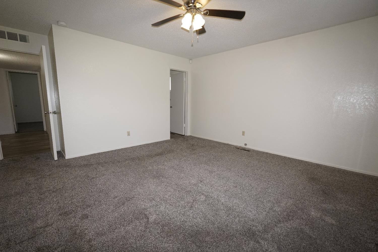 6016 N Nantucket Ave, Fresno, CA 93704