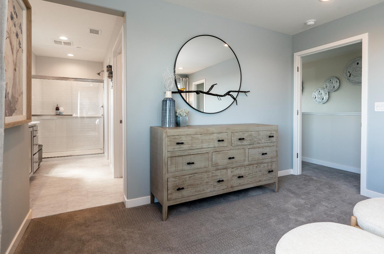 576 Ophelia Ave, Madera, CA 93636