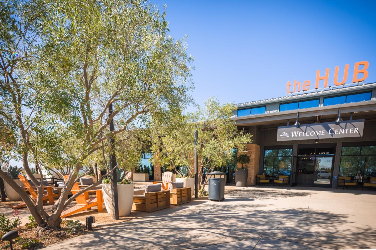 576 Ophelia Ave, Madera, CA 93636