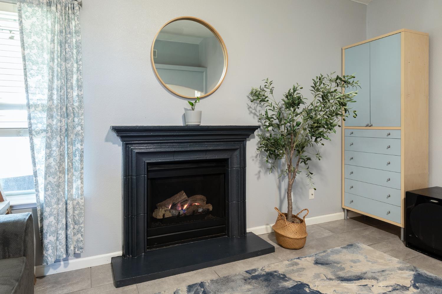 553 Venice Ave, Dinuba, CA 93618