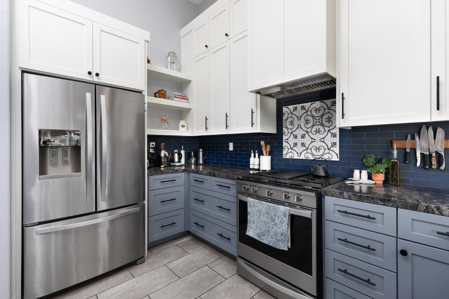 553 Venice Ave, Dinuba, CA 93618