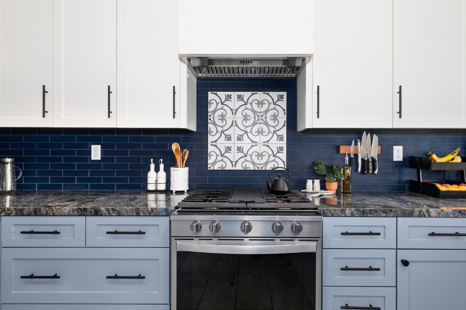 553 Venice Ave, Dinuba, CA 93618