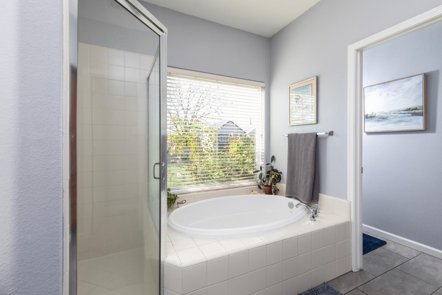 553 Venice Ave, Dinuba, CA 93618