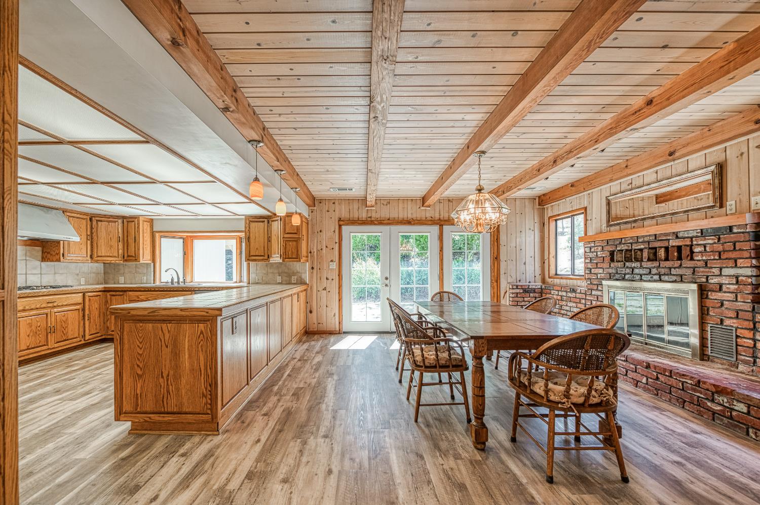 39000 Corlew Ln, Auberry, CA 93602