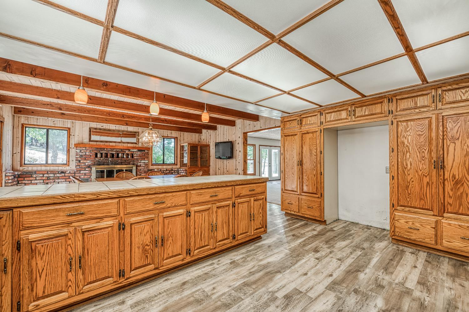 39000 Corlew Ln, Auberry, CA 93602