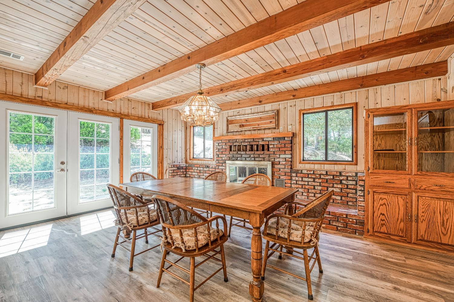 39000 Corlew Ln, Auberry, CA 93602