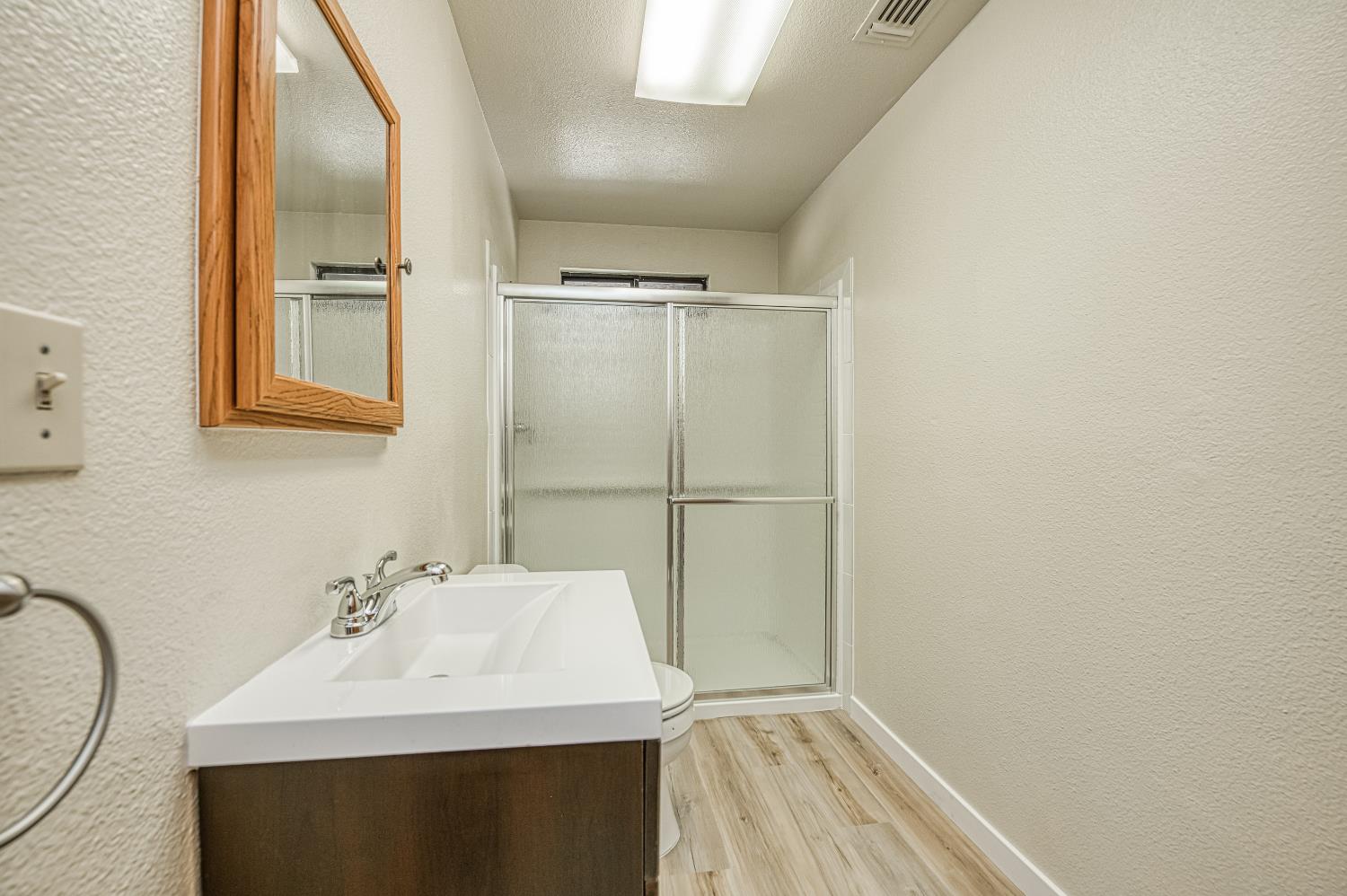 39000 Corlew Ln, Auberry, CA 93602