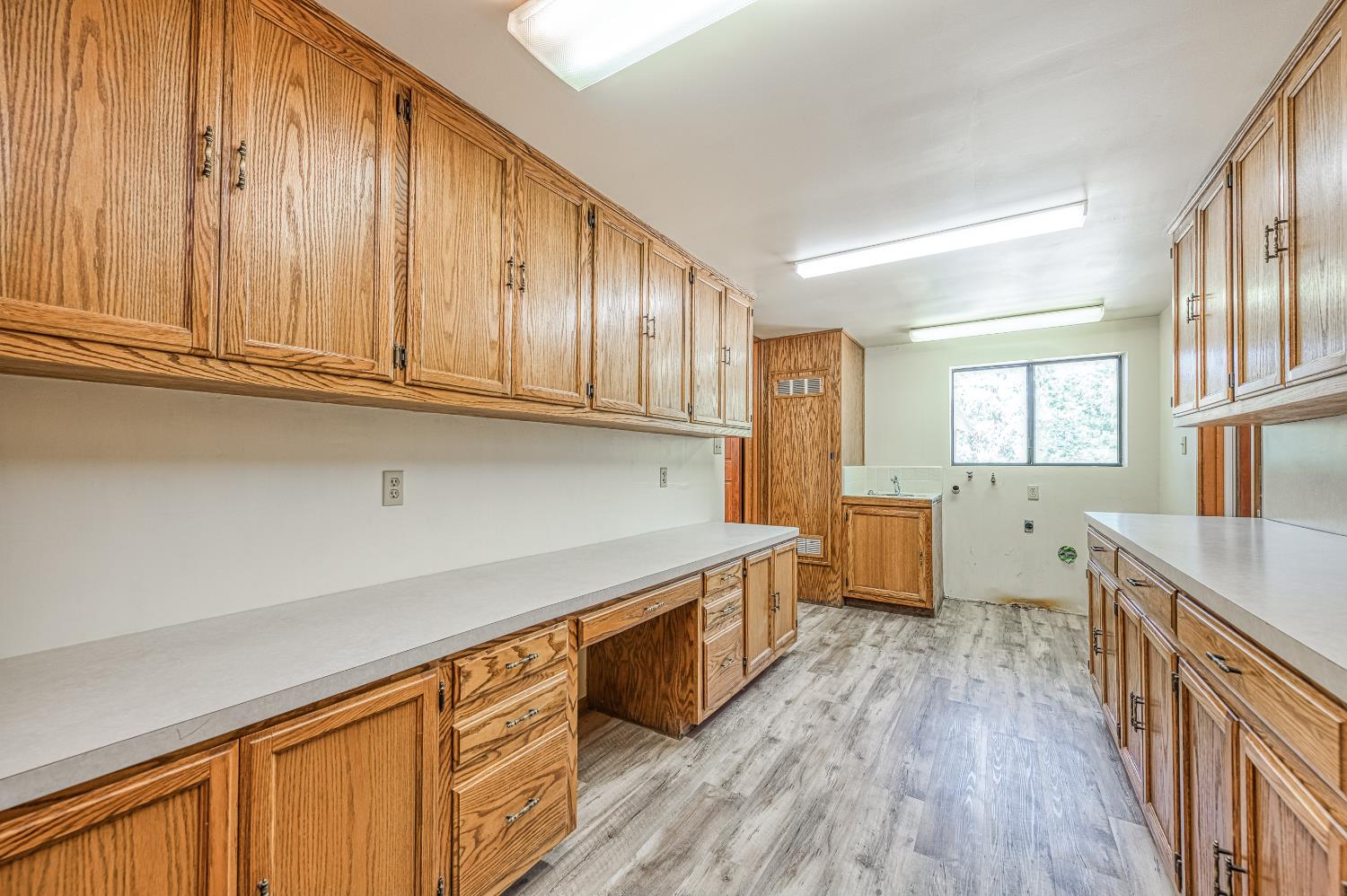 39000 Corlew Ln, Auberry, CA 93602