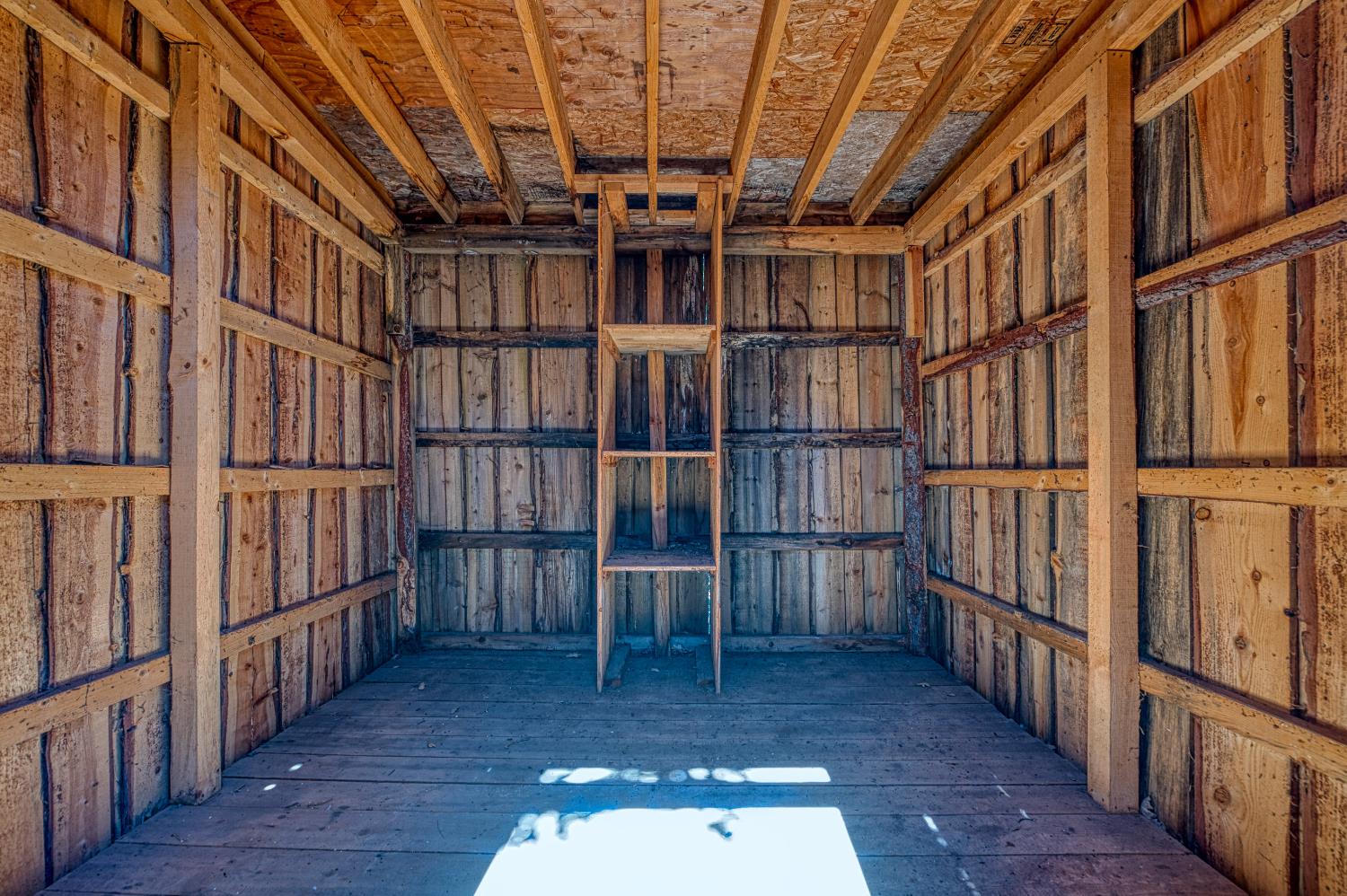 39000 Corlew Ln, Auberry, CA 93602