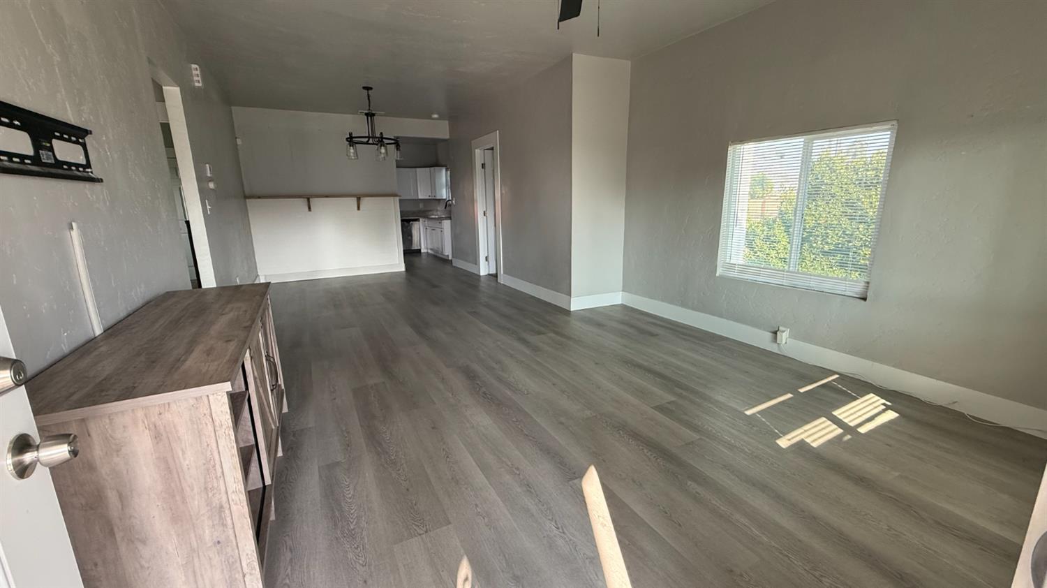 3769 E McKenzie Ave, Fresno, CA 93702