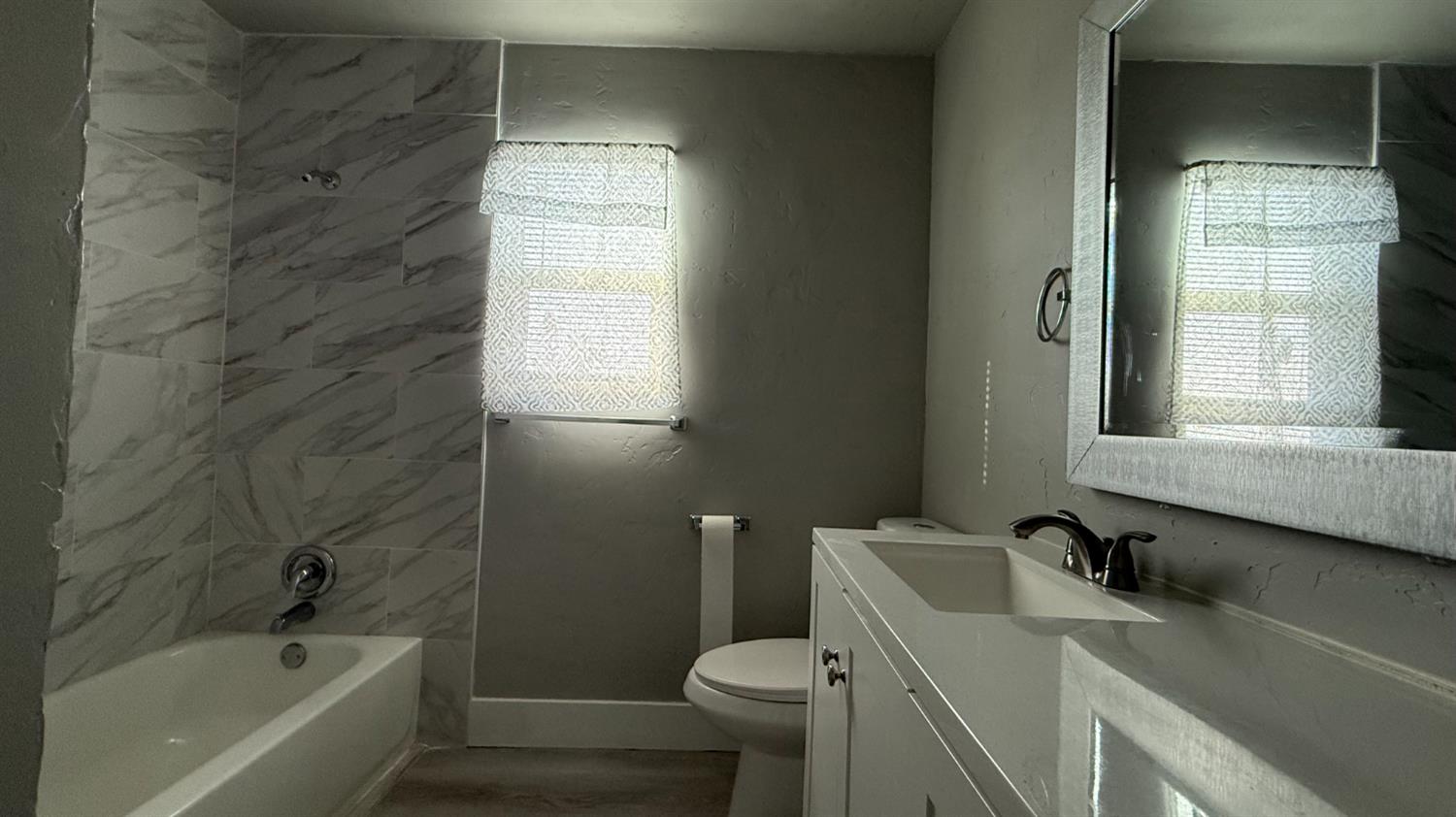 3769 E McKenzie Ave, Fresno, CA 93702