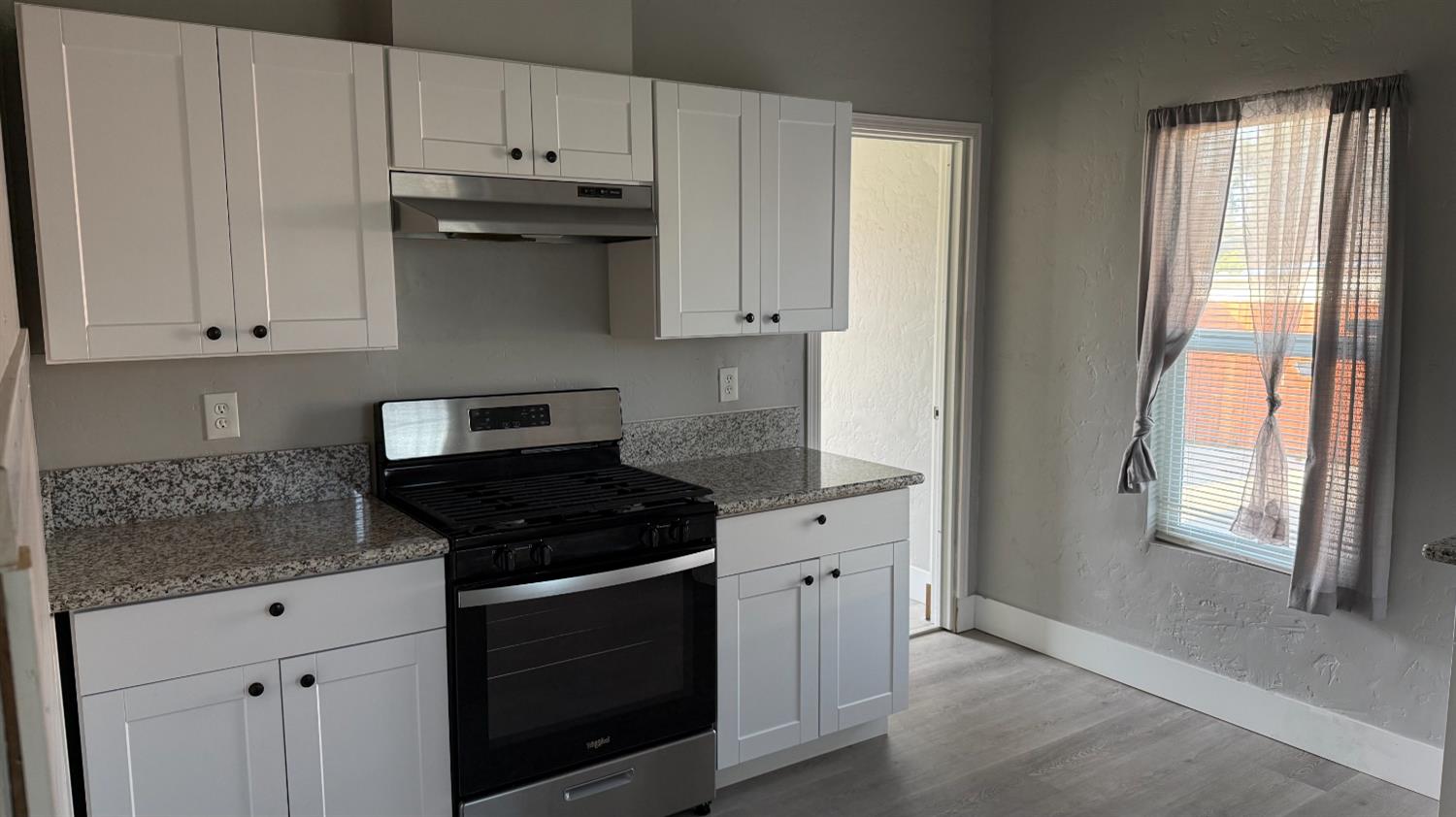 3769 E McKenzie Ave, Fresno, CA 93702