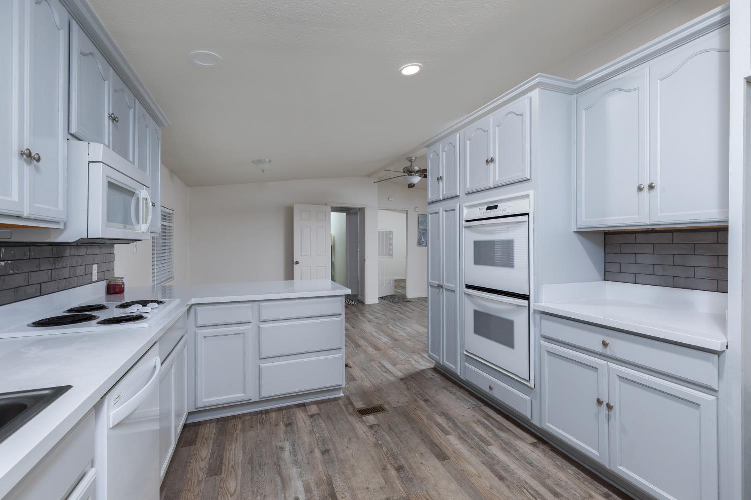 8701 Highway 41 #35, Fresno, CA 93720