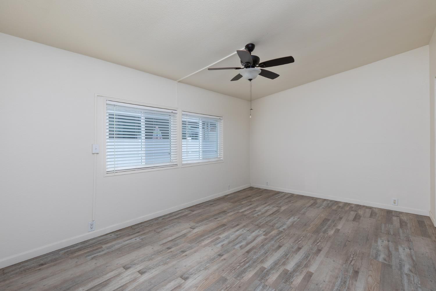 8701 Highway 41 #35, Fresno, CA 93720