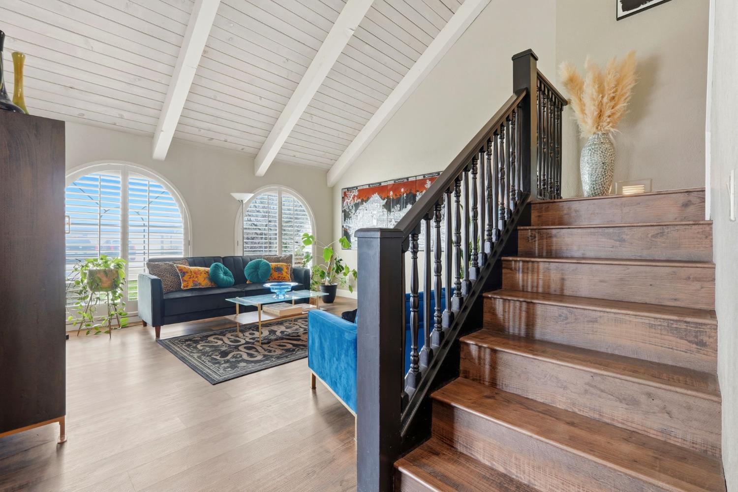 414 N Fulgham St, Visalia, CA 93291