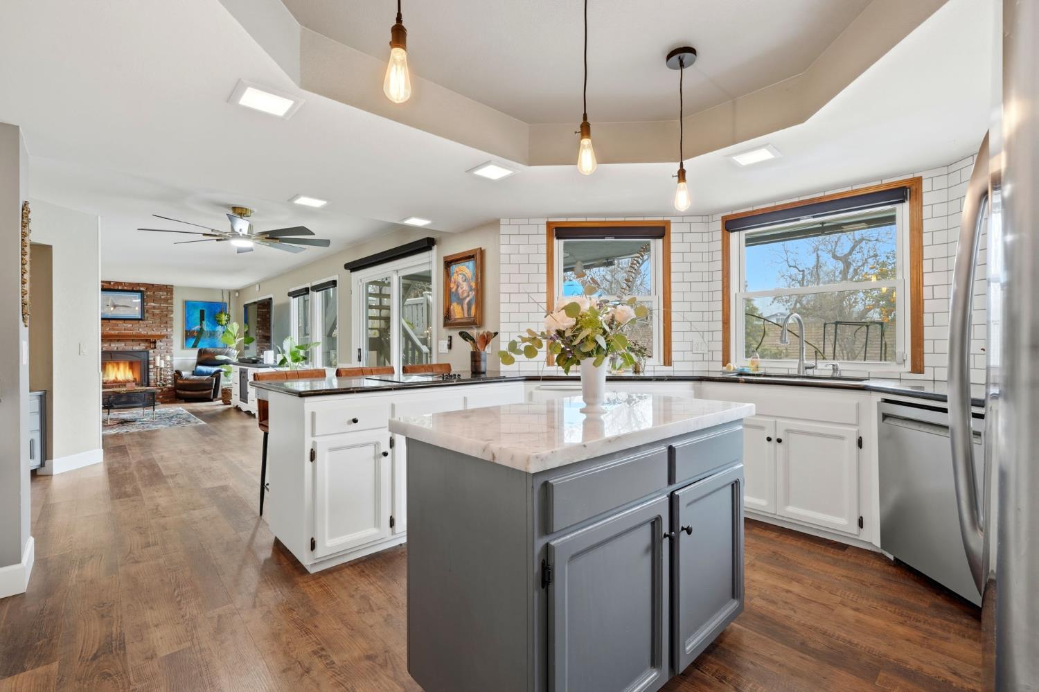 414 N Fulgham St, Visalia, CA 93291