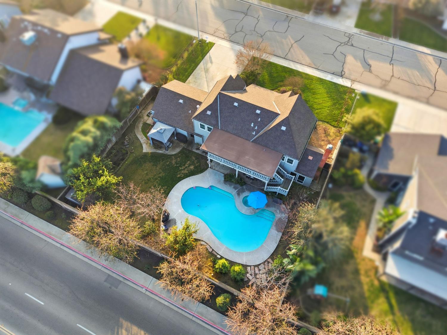 414 N Fulgham St, Visalia, CA 93291