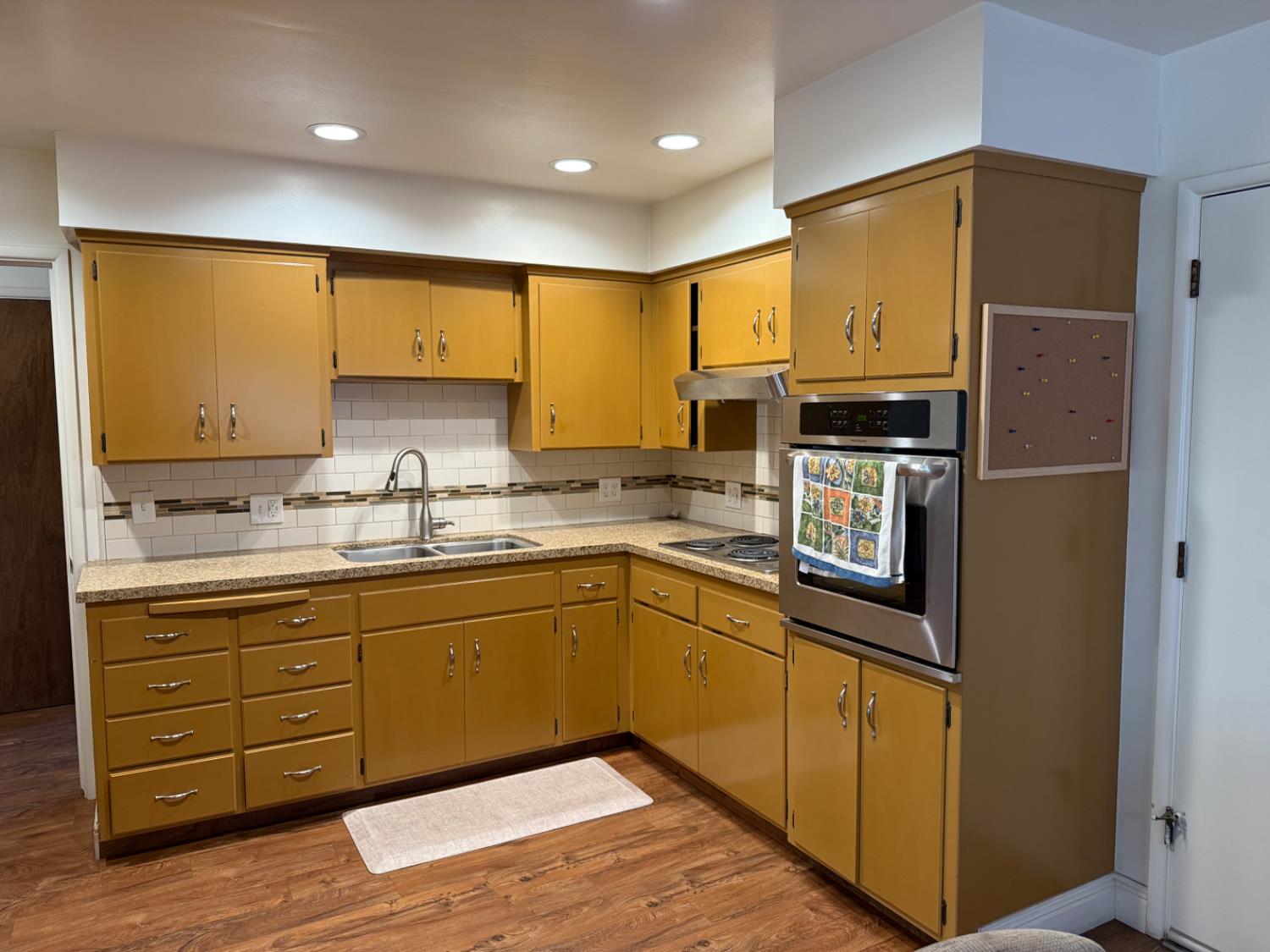 2825 N Hulbert Ave, Fresno, CA 93705