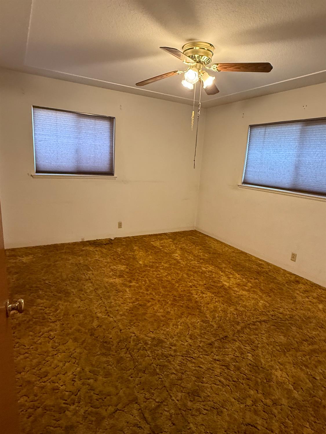 2825 N Hulbert Ave, Fresno, CA 93705