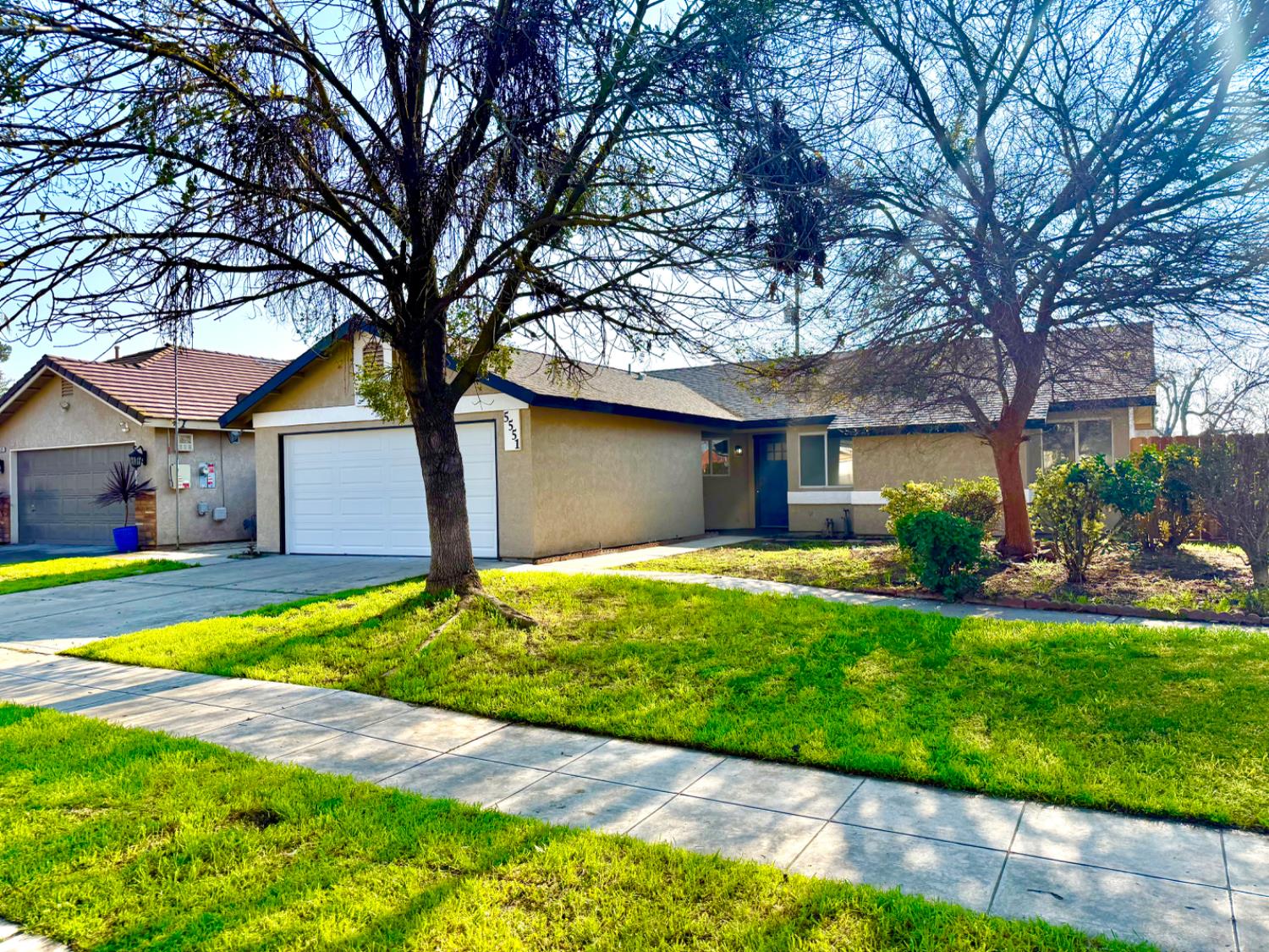 5551 W Acacia Ave, Fresno, CA 93722