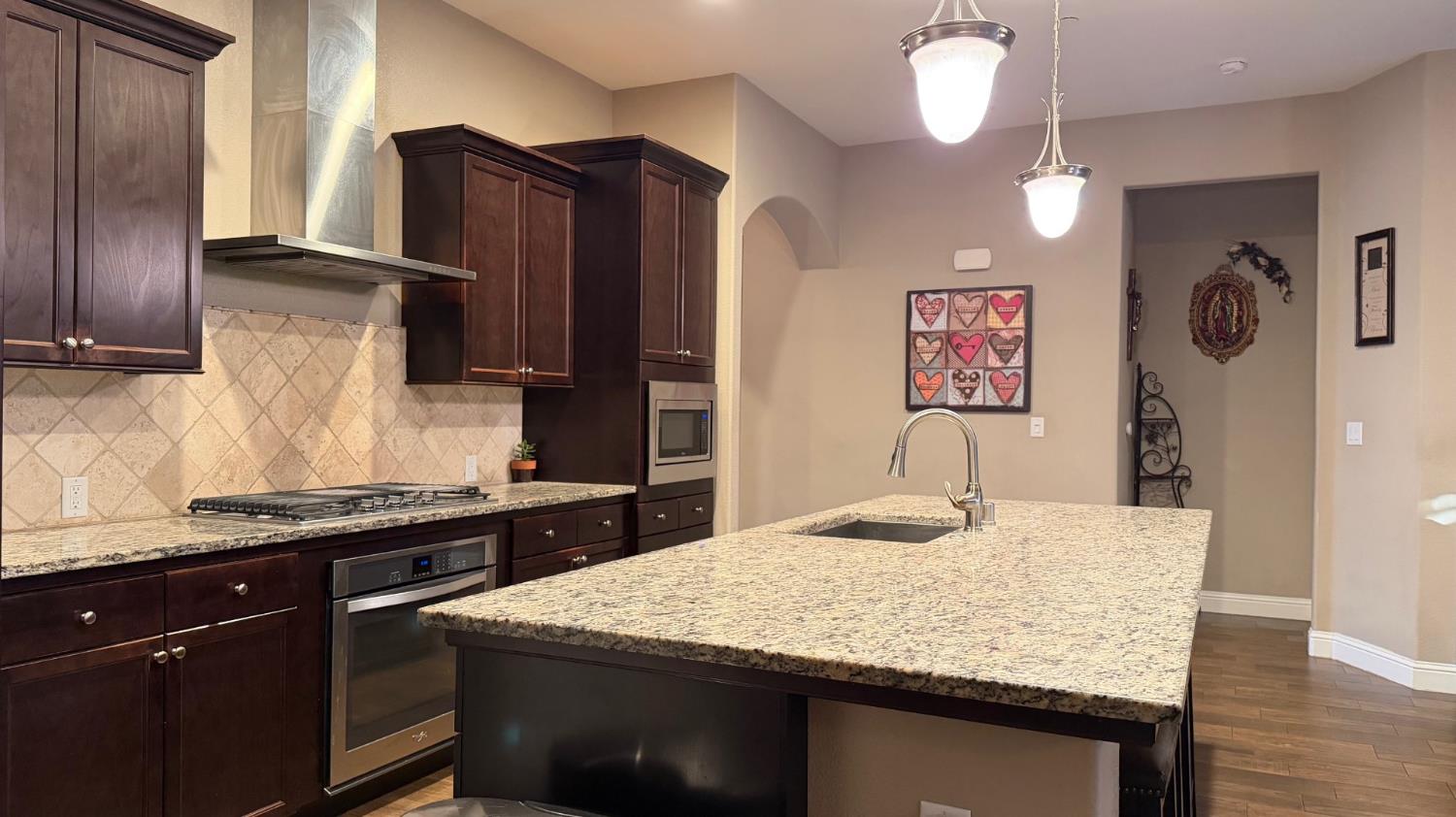 7287 W Browning Ave, Fresno, CA 93723