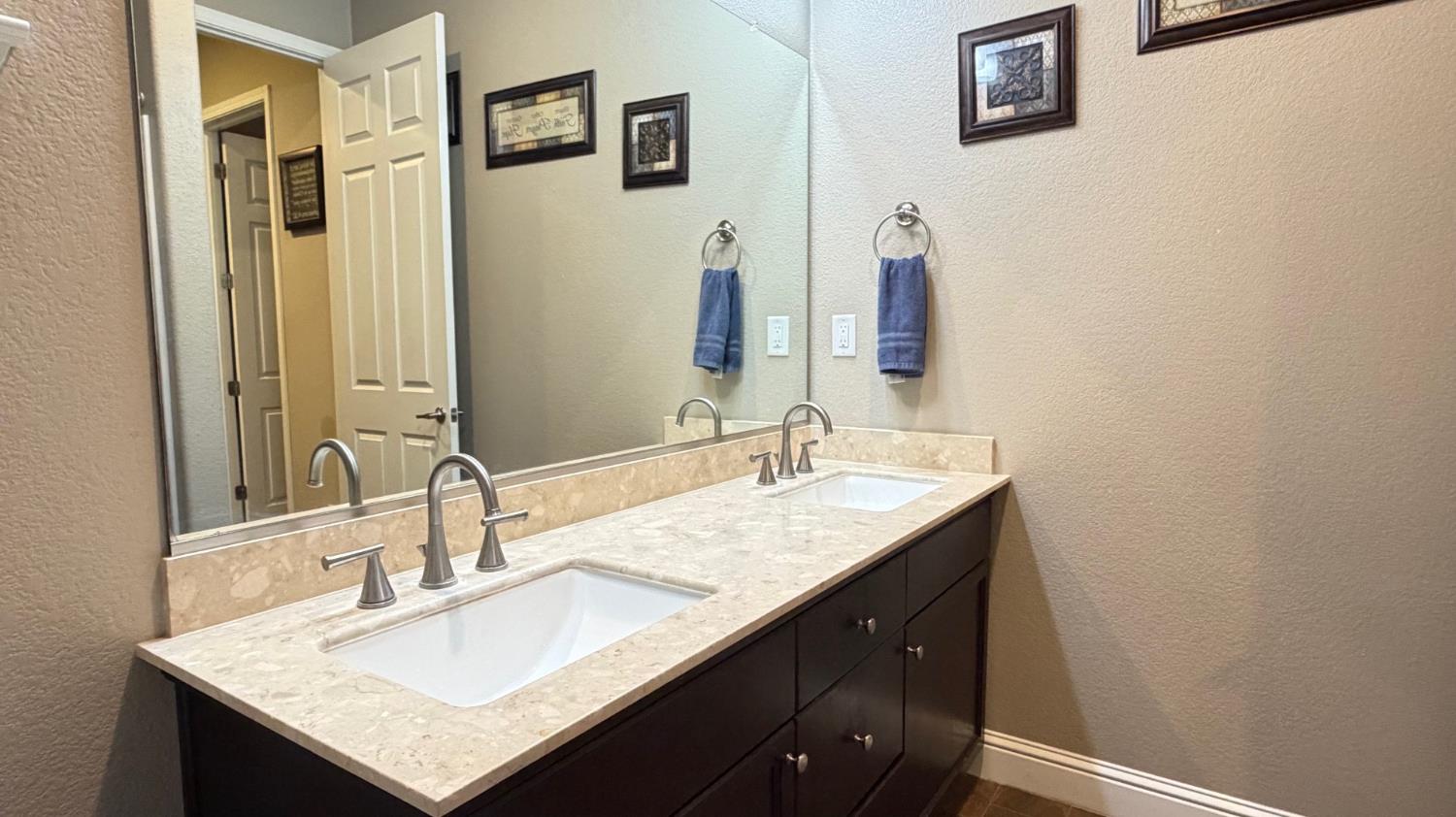 7287 W Browning Ave, Fresno, CA 93723