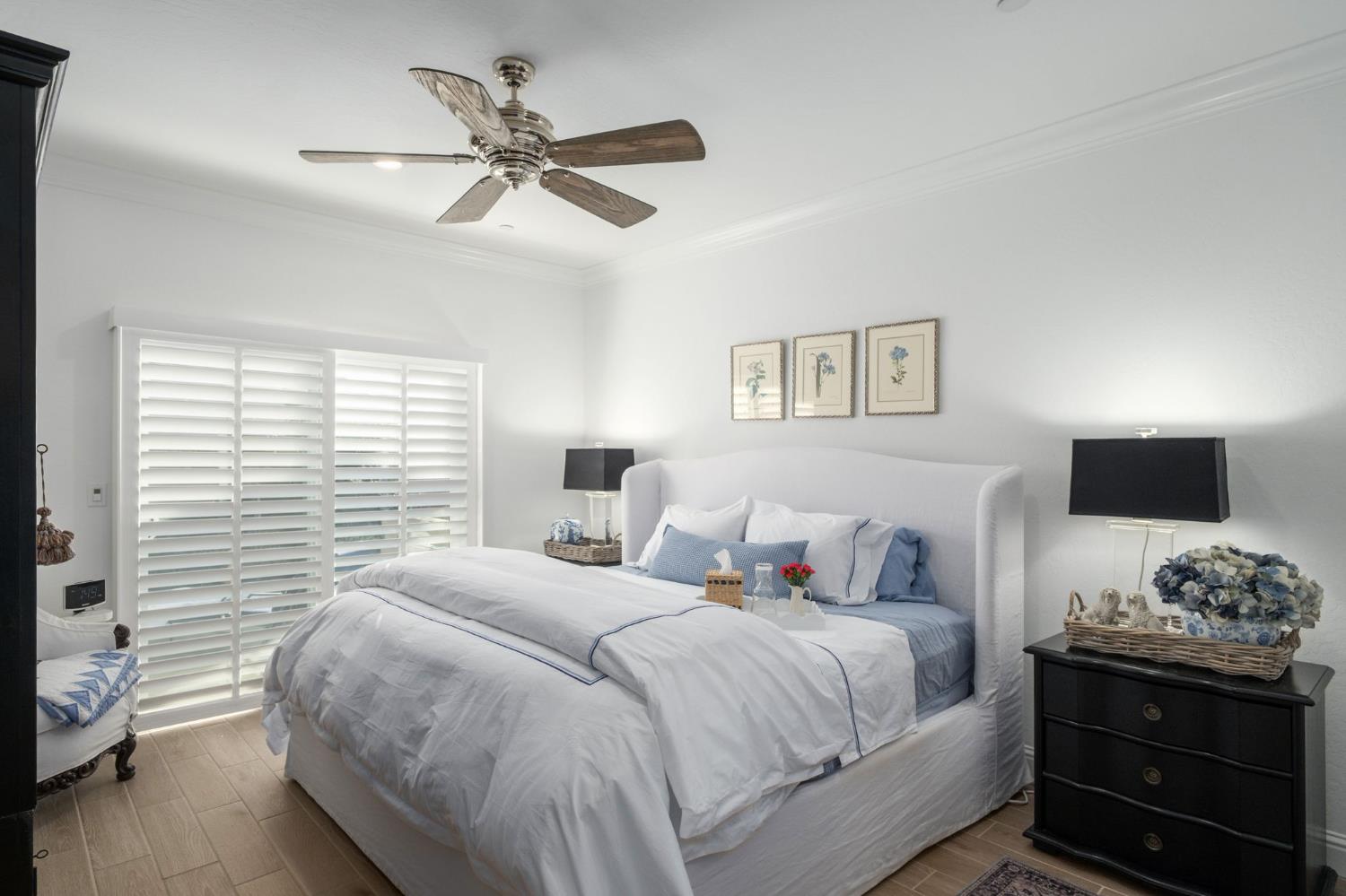 968 Everglade Ave, Clovis, CA 93619