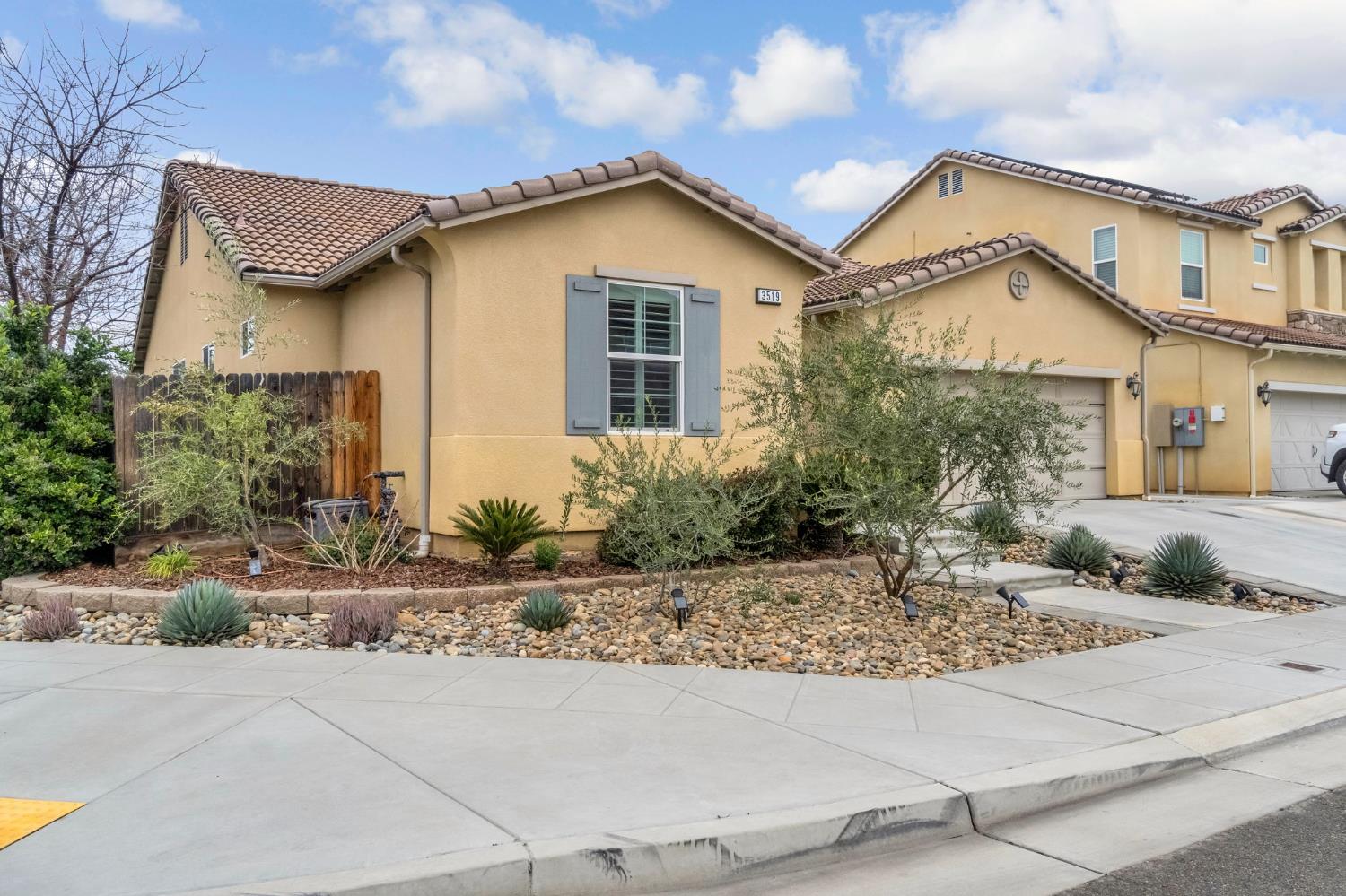 3519 Portals Ave, Clovis, CA 93619