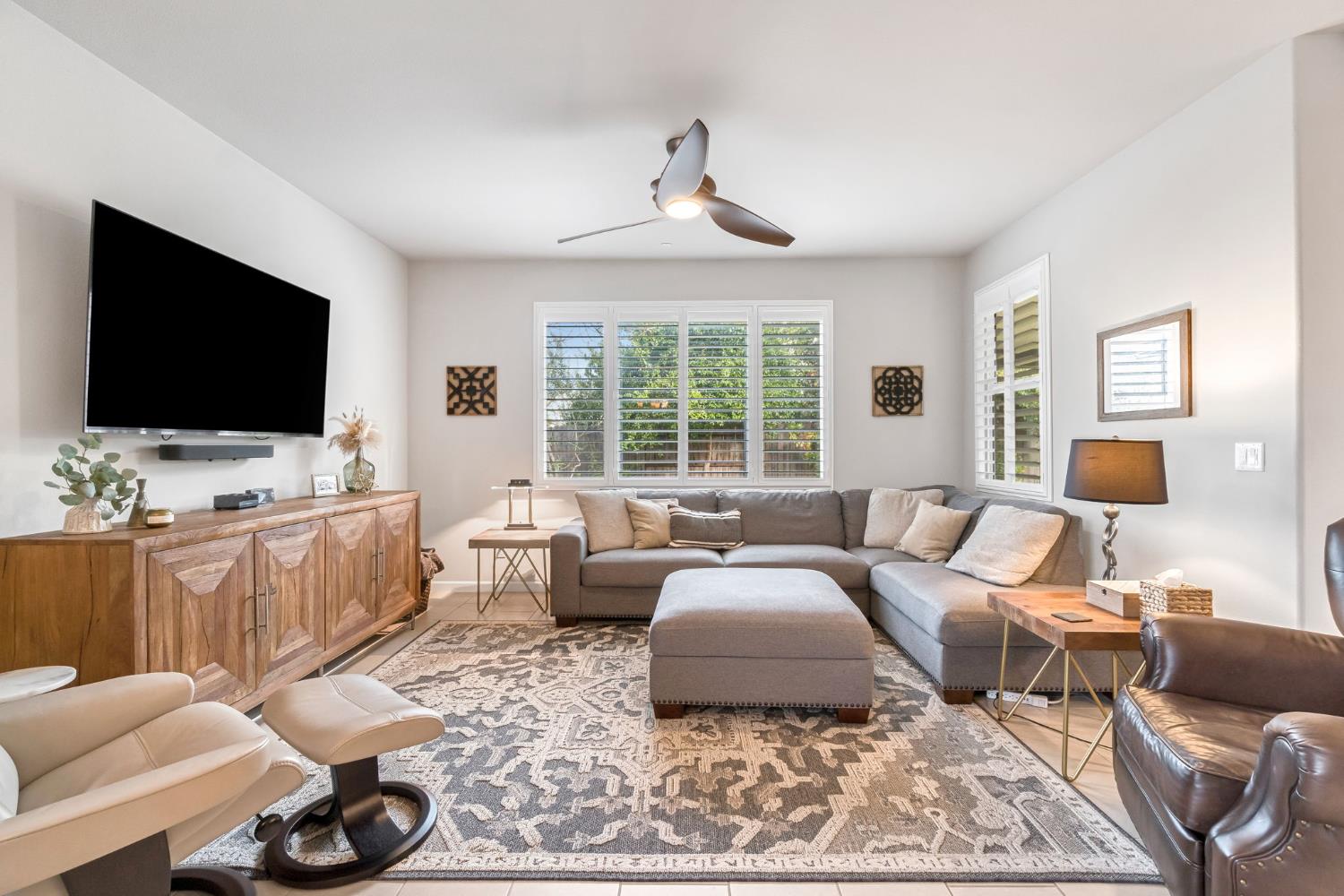 3519 Portals Ave, Clovis, CA 93619