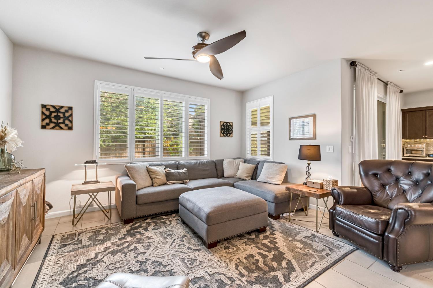 3519 Portals Ave, Clovis, CA 93619