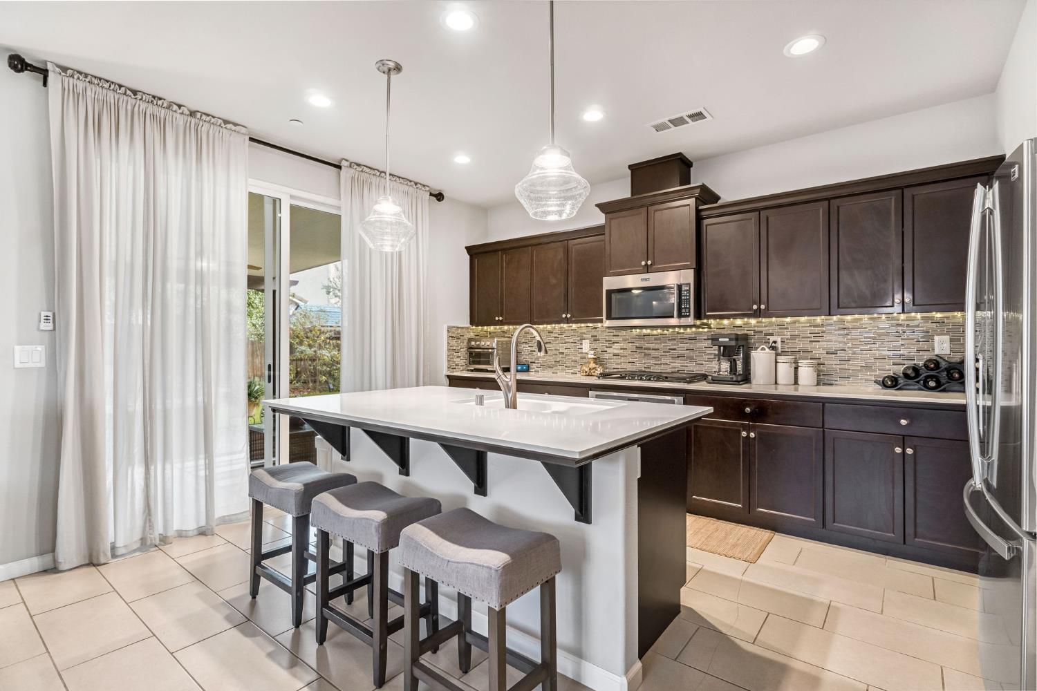 3519 Portals Ave, Clovis, CA 93619