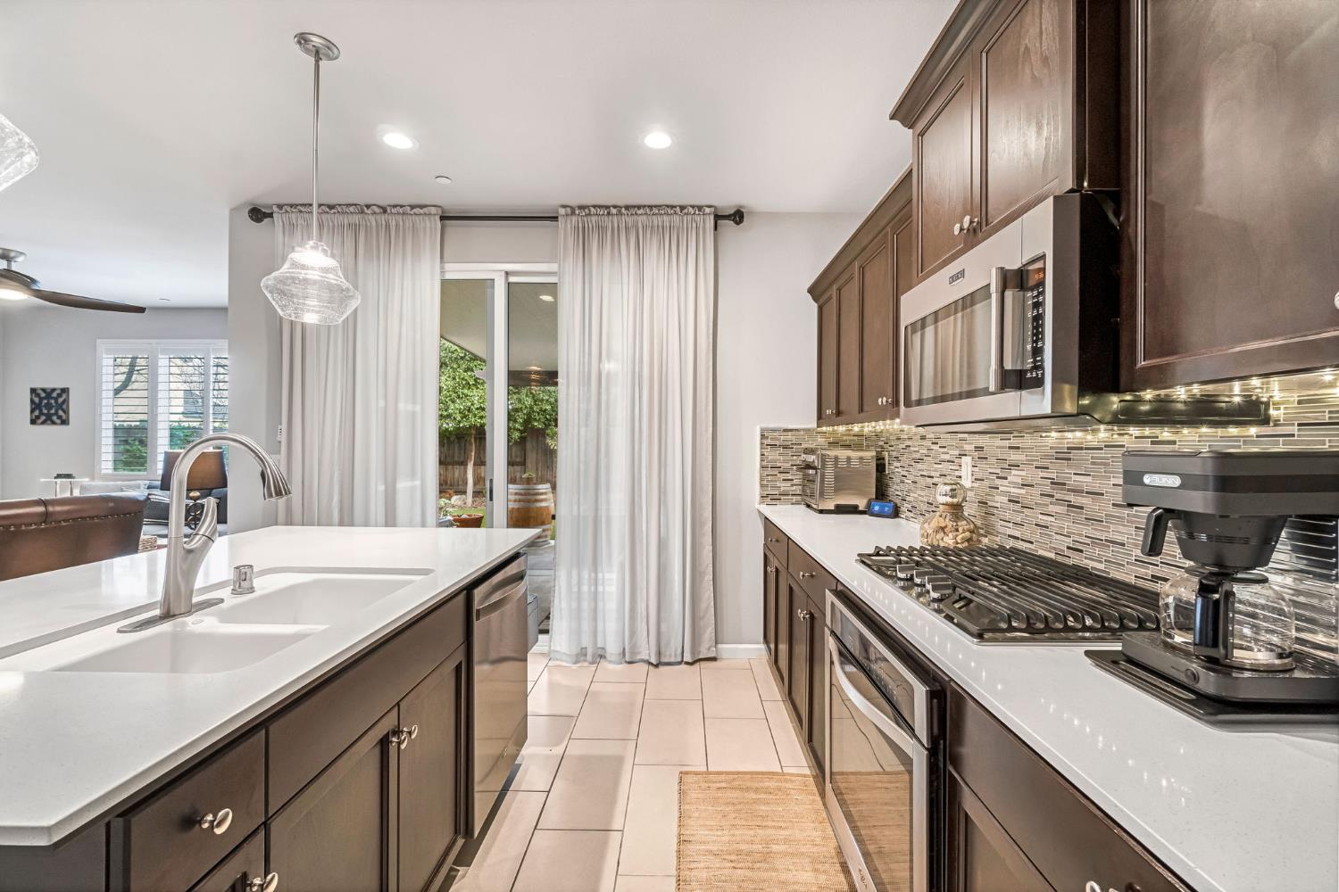 3519 Portals Ave, Clovis, CA 93619