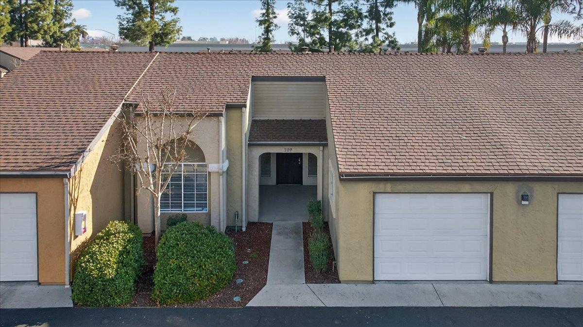 5140 E Cesar Chavez Blvd #107, Fresno, CA 93727