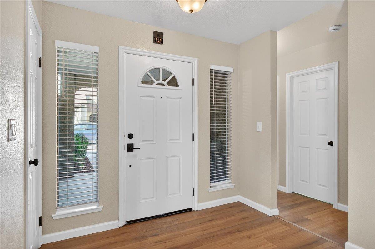 5140 E Cesar Chavez Blvd #107, Fresno, CA 93727