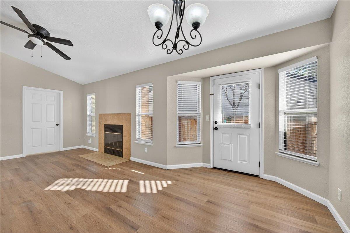 5140 E Cesar Chavez Blvd #107, Fresno, CA 93727