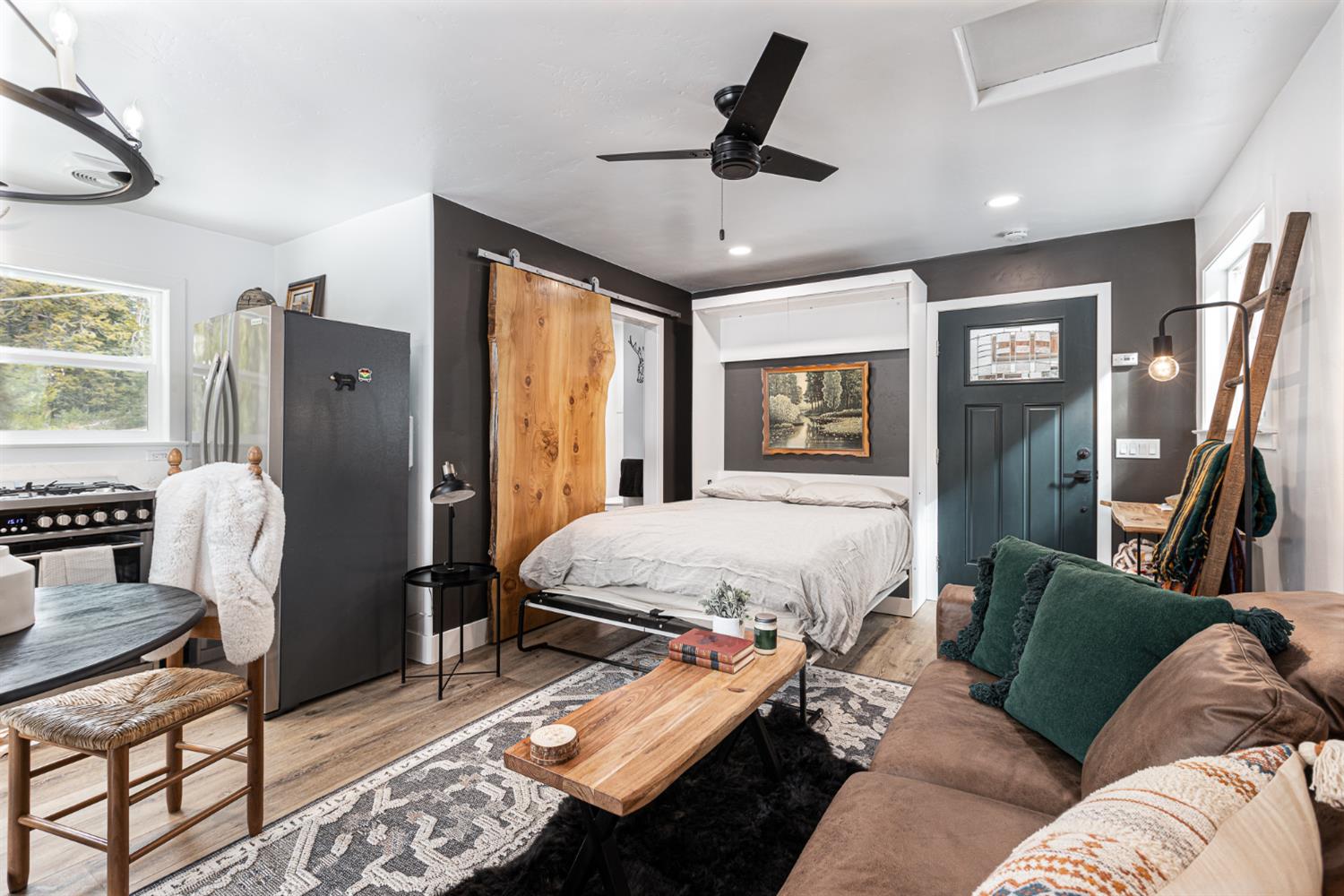 42145 TOLLHOUSE RD, Shaver Lake, CA 93664