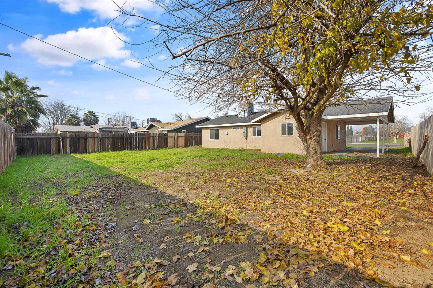 9665 Home Ave, Hanford, CA 93230