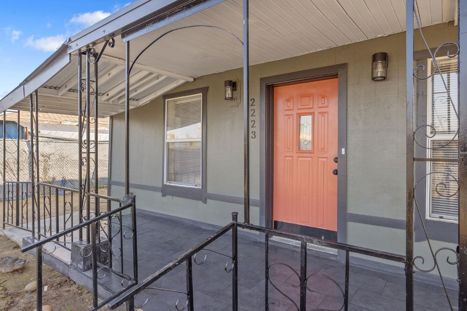 2223 Steele Ave, Bakersfield, CA 93307