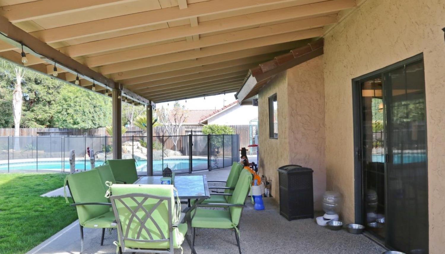 344 Mckelvy Ave, Clovis, CA 93611