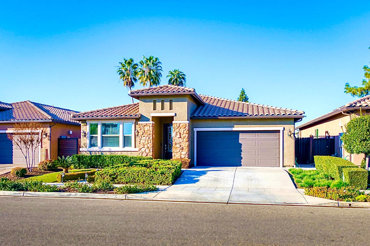1728 E Green Sage Ave, Fresno, CA 93730