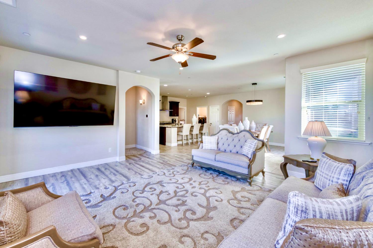 1728 E Green Sage Ave, Fresno, CA 93730