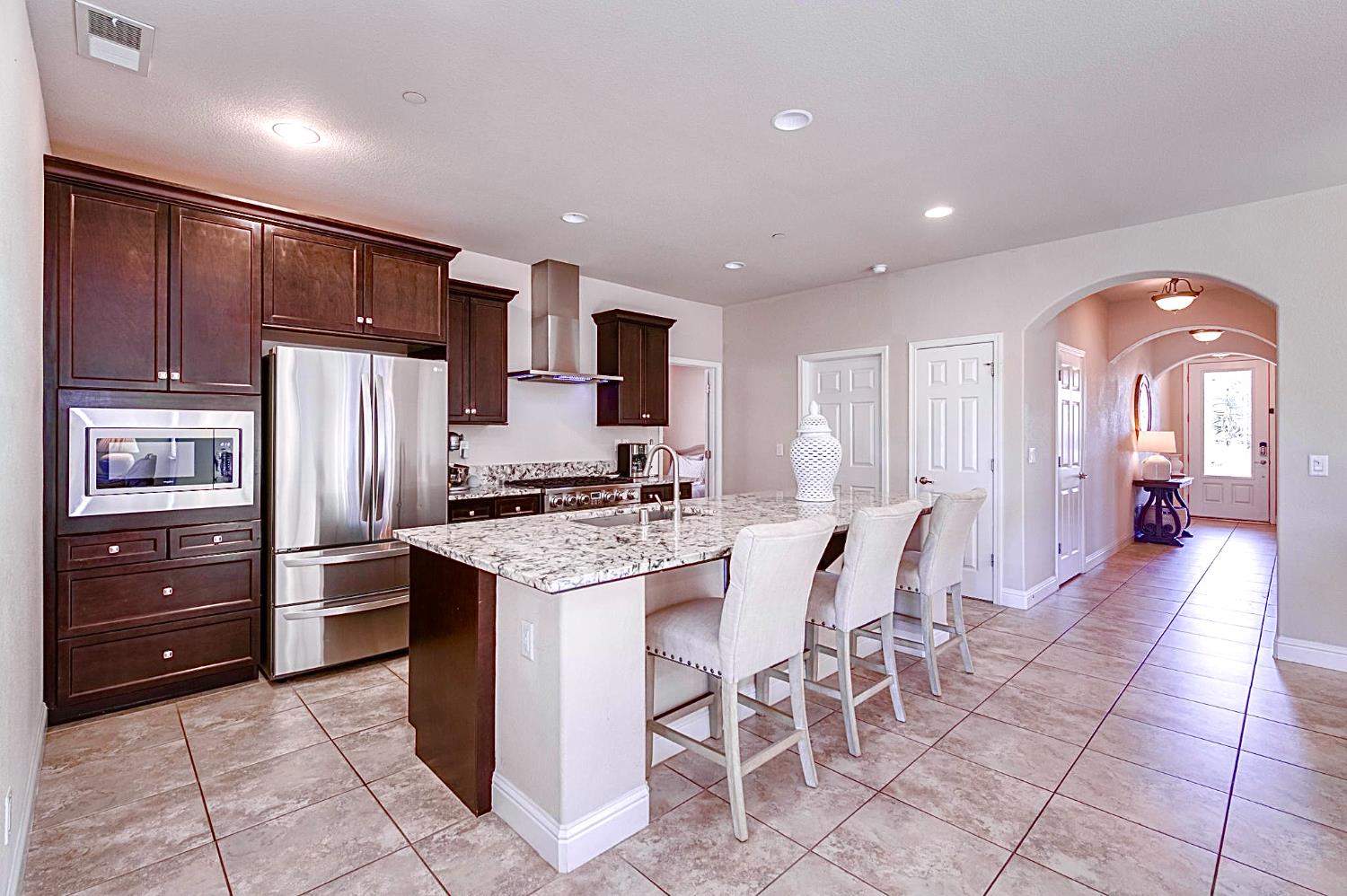 1728 E Green Sage Ave, Fresno, CA 93730